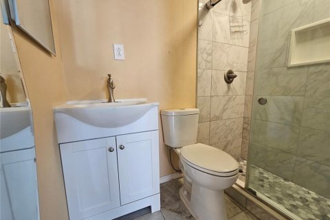 Villa ou maison à louer à Kissimmee, Floride: 1 chambre, 123.84 m2 № 1644769 - photo 6