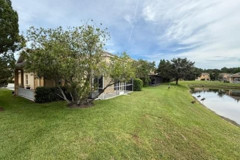 Touwnhouse à vendre à Tampa, Floride: 2 chambres, 116.03 m2 № 1899545 - photo 19