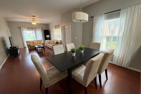Touwnhouse à vendre à Tampa, Floride: 2 chambres, 116.03 m2 № 1899545 - photo 4