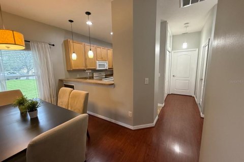 Touwnhouse à vendre à Tampa, Floride: 2 chambres, 116.03 m2 № 1899545 - photo 5