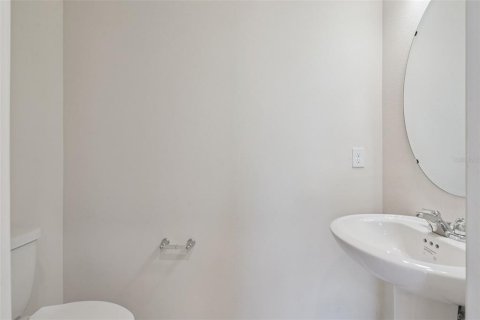 Touwnhouse à vendre à Davenport, Floride: 3 chambres, 166.85 m2 № 2099351 - photo 10