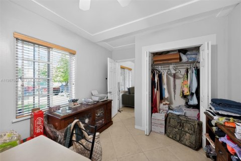 Villa ou maison à vendre à Miami Beach, Floride: 3 chambres, 126.35 m2 № 2049156 - photo 25