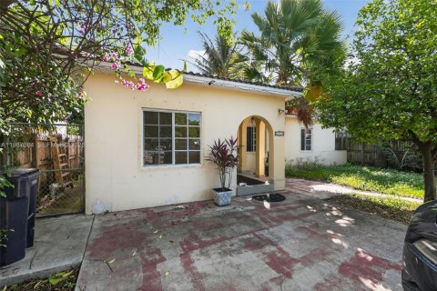 Villa ou maison à vendre à Miami Beach, Floride: 3 chambres, 126.35 m2 № 2049156 - photo 29