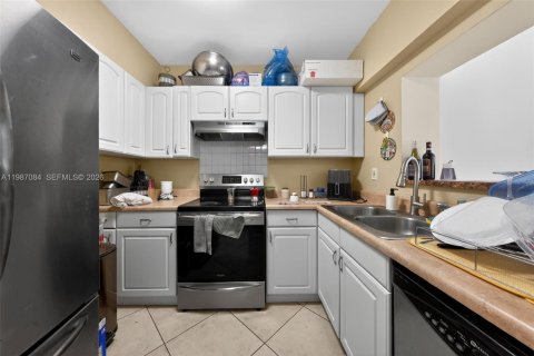 Villa ou maison à vendre à Miami Beach, Floride: 3 chambres, 126.35 m2 № 2049156 - photo 19