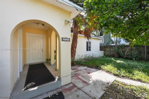 Villa ou maison à vendre à Miami Beach, Floride: 3 chambres, 126.35 m2 № 2049156 - photo 3