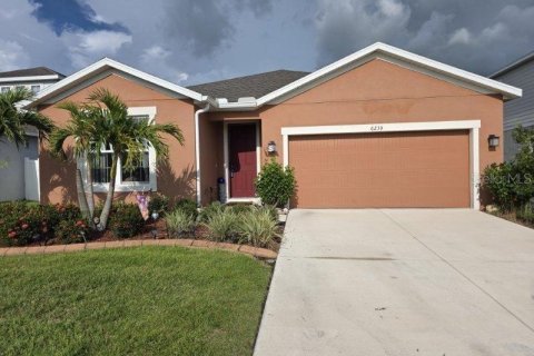 House in Parrish, Florida 3 bedrooms, 140.75 sq.m. № 1883427 - photo 1