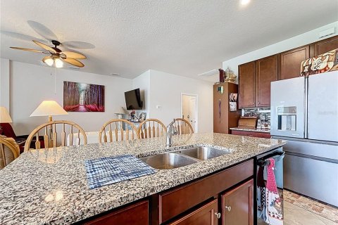 House in Parrish, Florida 3 bedrooms, 140.75 sq.m. № 1883427 - photo 8