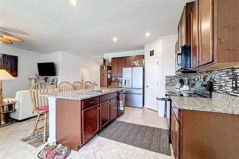 House in Parrish, Florida 3 bedrooms, 140.75 sq.m. № 1883427 - photo 7