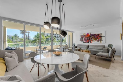 Condo in Key Biscayne, Florida, 3 bedrooms № 2190022 - photo 16