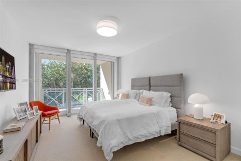 Condo in Key Biscayne, Florida, 3 bedrooms № 2190022 - photo 27