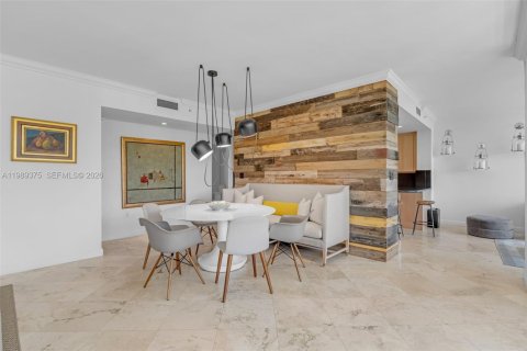 Condo in Key Biscayne, Florida, 3 bedrooms № 2190022 - photo 17