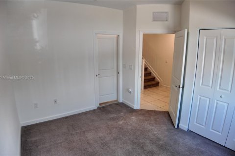 Villa ou maison à vendre à Miami, Floride: 3 chambres, 122.63 m2 № 1922201 - photo 11