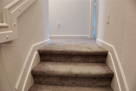 Villa ou maison à vendre à Miami, Floride: 3 chambres, 122.63 m2 № 1922201 - photo 24