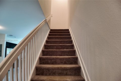 Villa ou maison à vendre à Miami, Floride: 3 chambres, 122.63 m2 № 1922201 - photo 15