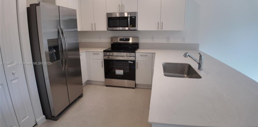 Villa ou maison à Miami, Floride 3 chambres, 122.63 m2 № 1922201