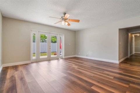 Casa en venta en Casselberry, Florida, 4 dormitorios, 135.08 m2 № 1618625 - foto 10