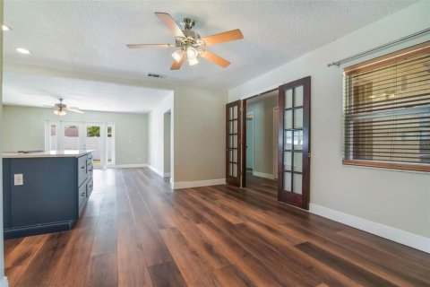 Casa en venta en Casselberry, Florida, 4 dormitorios, 135.08 m2 № 1618625 - foto 6