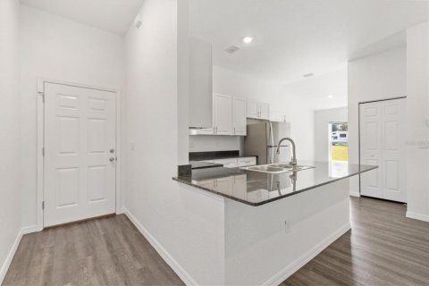 Villa ou maison à vendre à Summerfield, Floride: 3 chambres, 144.28 m2 № 2419918 - photo 8