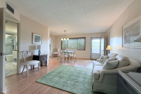 Copropriété à vendre à Bradenton, Floride: 1 chambre, 69.68 m2 № 2208380 - photo 5
