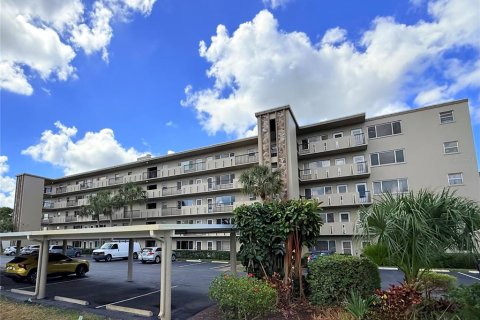 Condo in Bradenton, Florida, 1 bedroom  № 2208380