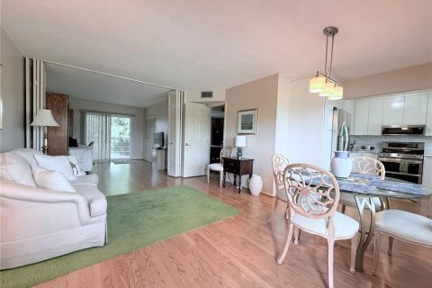 Copropriété à vendre à Bradenton, Floride: 1 chambre, 69.68 m2 № 2208380 - photo 2