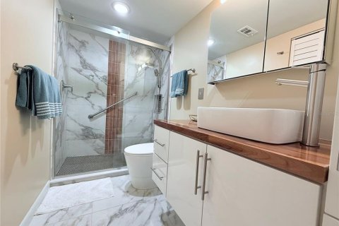 Copropriété à vendre à Bradenton, Floride: 1 chambre, 69.68 m2 № 2208380 - photo 6