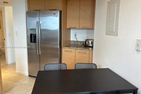 Condominio en alquiler en Aventura, Florida, 2 dormitorios, 120.96 m2 № 1950085 - foto 19