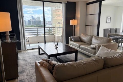 Condominio en alquiler en Aventura, Florida, 2 dormitorios, 120.96 m2 № 1950085 - foto 9