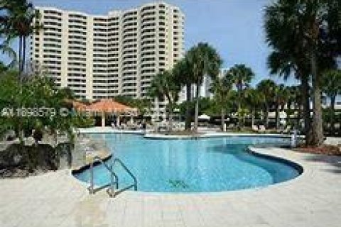 Condominio en alquiler en Aventura, Florida, 2 dormitorios, 120.96 m2 № 1950085 - foto 27