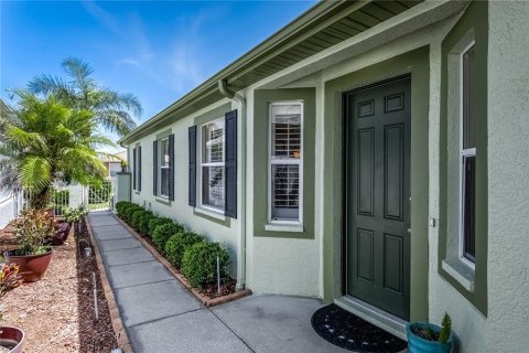 Villa ou maison à vendre à Land O' Lakes, Floride: 2 chambres, 157.75 m2 № 2227422 - photo 6
