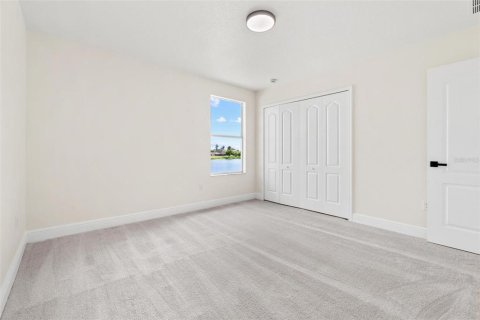 House in Ruskin, Florida 5 bedrooms, 202.53 sq.m. № 1815844 - photo 17