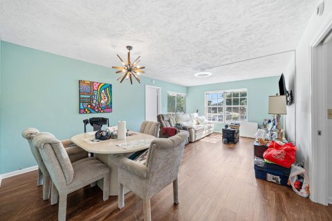 Condo in Palm Beach Gardens, Florida, 2 bedrooms  № 2178354