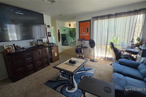 House in Port Charlotte, Florida 2 bedrooms, 104.79 sq.m. № 1636695 - photo 7
