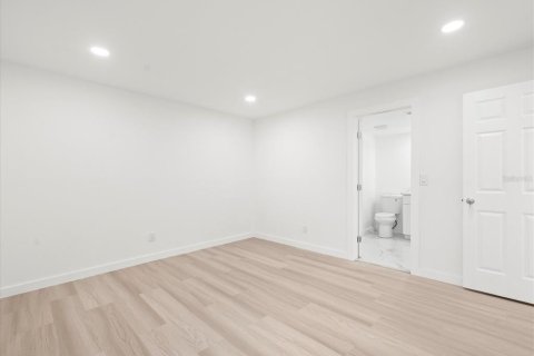 Copropriété à vendre à Tampa, Floride: 2 chambres, 110.65 m2 № 1905169 - photo 17