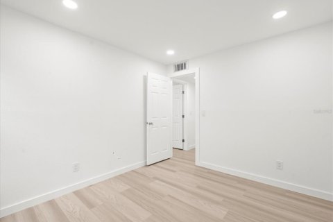 Copropriété à vendre à Tampa, Floride: 2 chambres, 110.65 m2 № 1905169 - photo 15