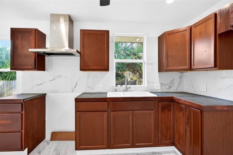 House in Ocala, Florida 3 bedrooms, 85.84 sq.m. № 2227068 - photo 17