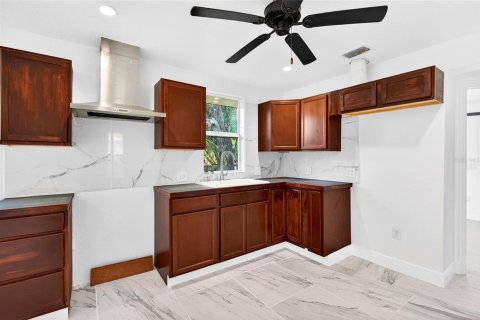 House in Ocala, Florida 3 bedrooms, 85.84 sq.m. № 2227068 - photo 18