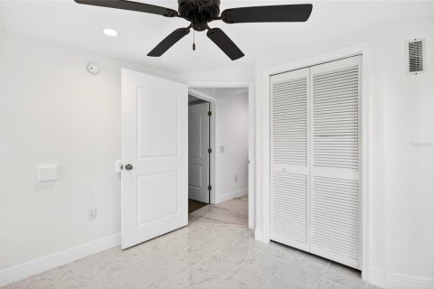 House in Ocala, Florida 3 bedrooms, 85.84 sq.m. № 2227068 - photo 24