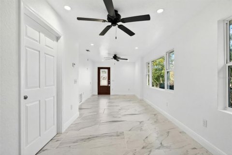 House in Ocala, Florida 3 bedrooms, 85.84 sq.m. № 2227068 - photo 20