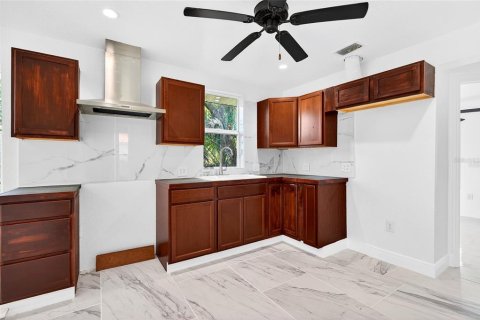 House in Ocala, Florida 3 bedrooms, 85.84 sq.m. № 2227068 - photo 19