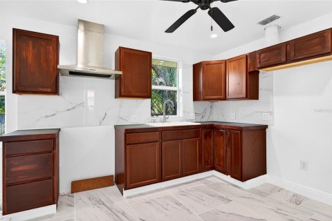 House in Ocala, Florida 3 bedrooms, 85.84 sq.m. № 2227068 - photo 16