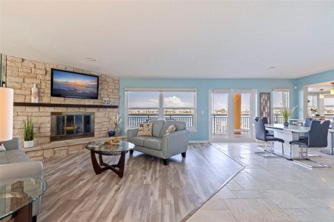 Condominio en venta en Tierra Verde, Florida, 2 dormitorios, 118.91 m2 № 1838825 - foto 7