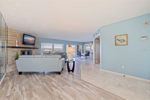 Condominio en venta en Tierra Verde, Florida, 2 dormitorios, 118.91 m2 № 1838825 - foto 6