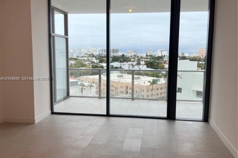 Copropriété à louer à Miami Beach, Floride: 1 chambre, 68 m2 № 2411735 - photo 3