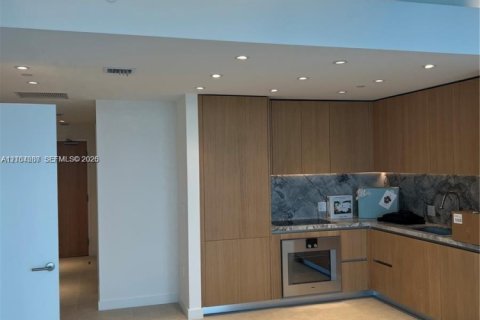 Copropriété à louer à Miami Beach, Floride: 1 chambre, 68 m2 № 2411735 - photo 2