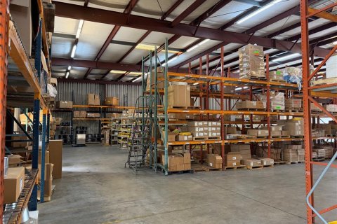 Immobilier commercial à louer à Ocala, Floride: 947.6 m2 № 2283425 - photo 12