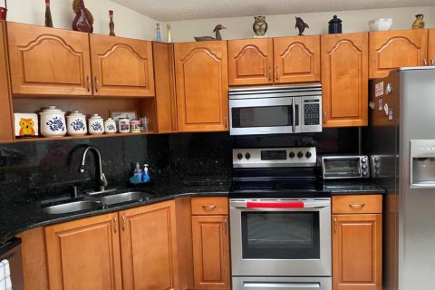 Casa en venta en Boynton Beach, Florida, 2 dormitorios, 150.78 m2 № 2244633 - foto 9