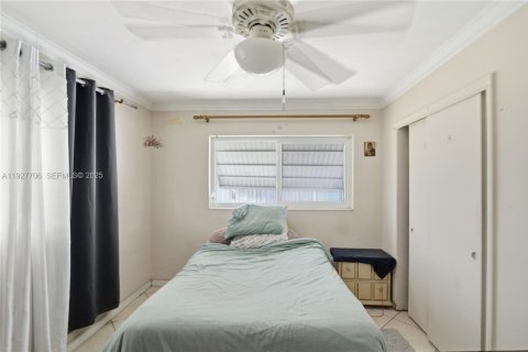 House in Oakland Park, Florida 3 bedrooms, 124.21 sq.m. № 1988107 - photo 23