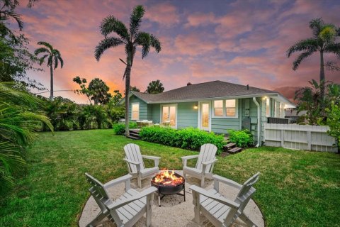 House in Sarasota, Florida 3 bedrooms, 120.77 sq.m. № 1792685 - photo 3