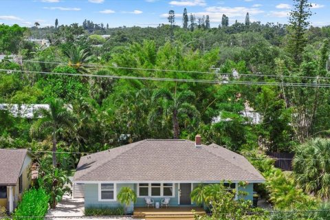 House in Sarasota, Florida 3 bedrooms, 120.77 sq.m. № 1792685 - photo 30